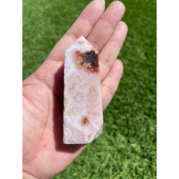 Pink Amethyst Tower - Picture 3 of 8